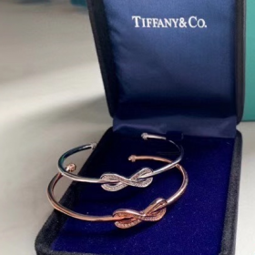 2020 Tiffany Infinity Cuff 18K Platinum  Rose Gold Diamond Bracelet GRP08626